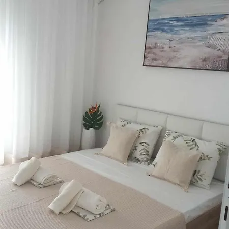 Lara Sea View Apartment Nea Kallikrateia
