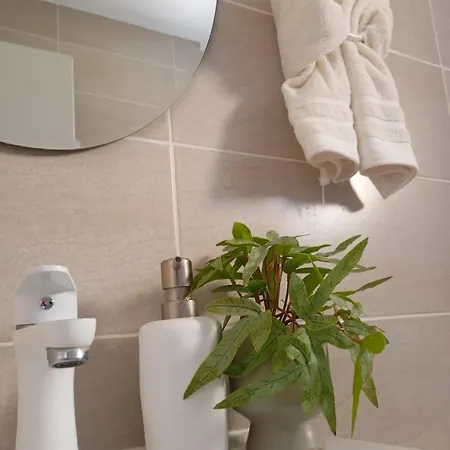 Lara Sea View Apartment *