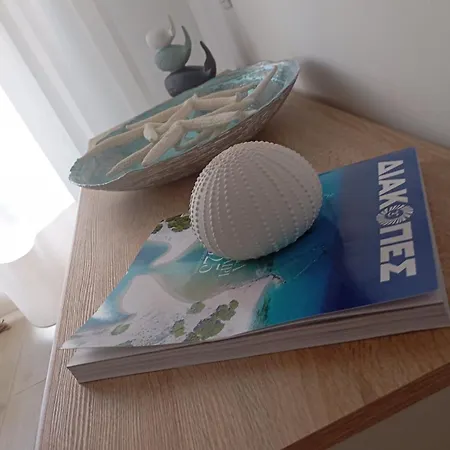 Apartment Lara Sea View